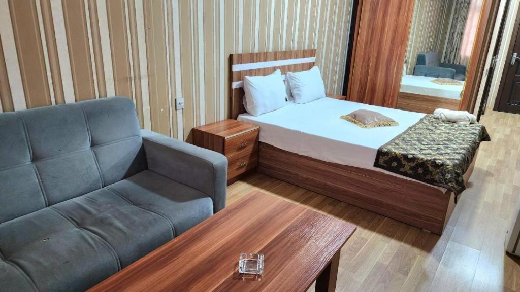 Global Express Hotel Baky Esterno foto
