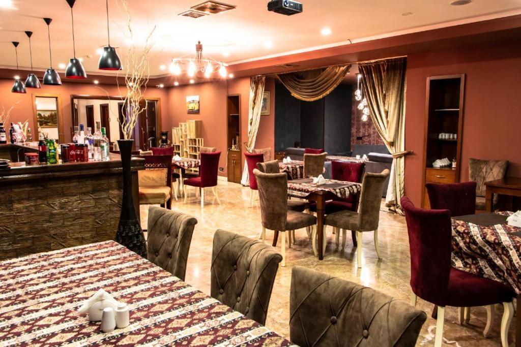 Global Express Hotel Baky Esterno foto