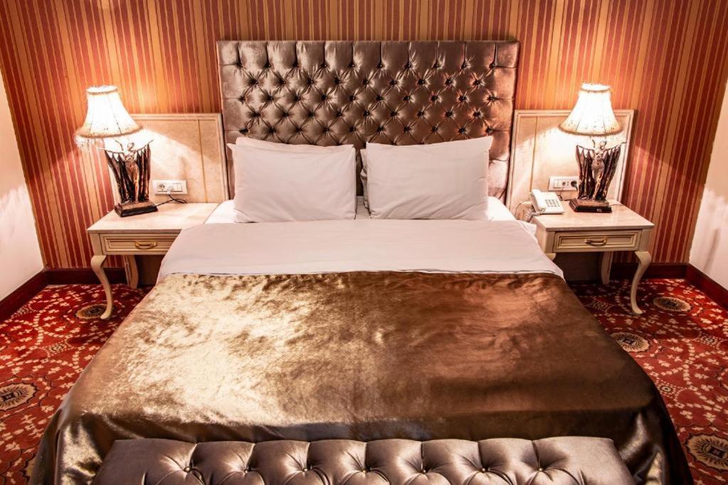 Global Express Hotel Baky Esterno foto